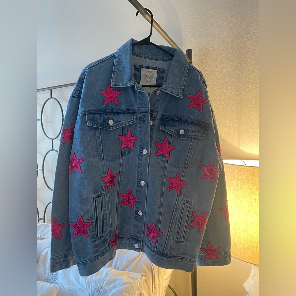 New denim jacket with pink stars